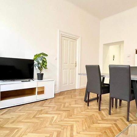 Premium Residence At Famous Vienna Kutschkermarkt Kültér fotó